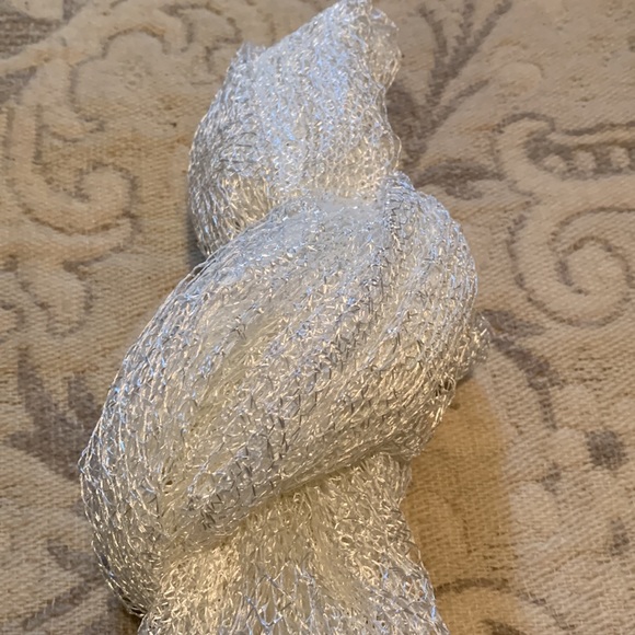 Two Elegant Scarfs Bundle NWT - Picture 5 of 9